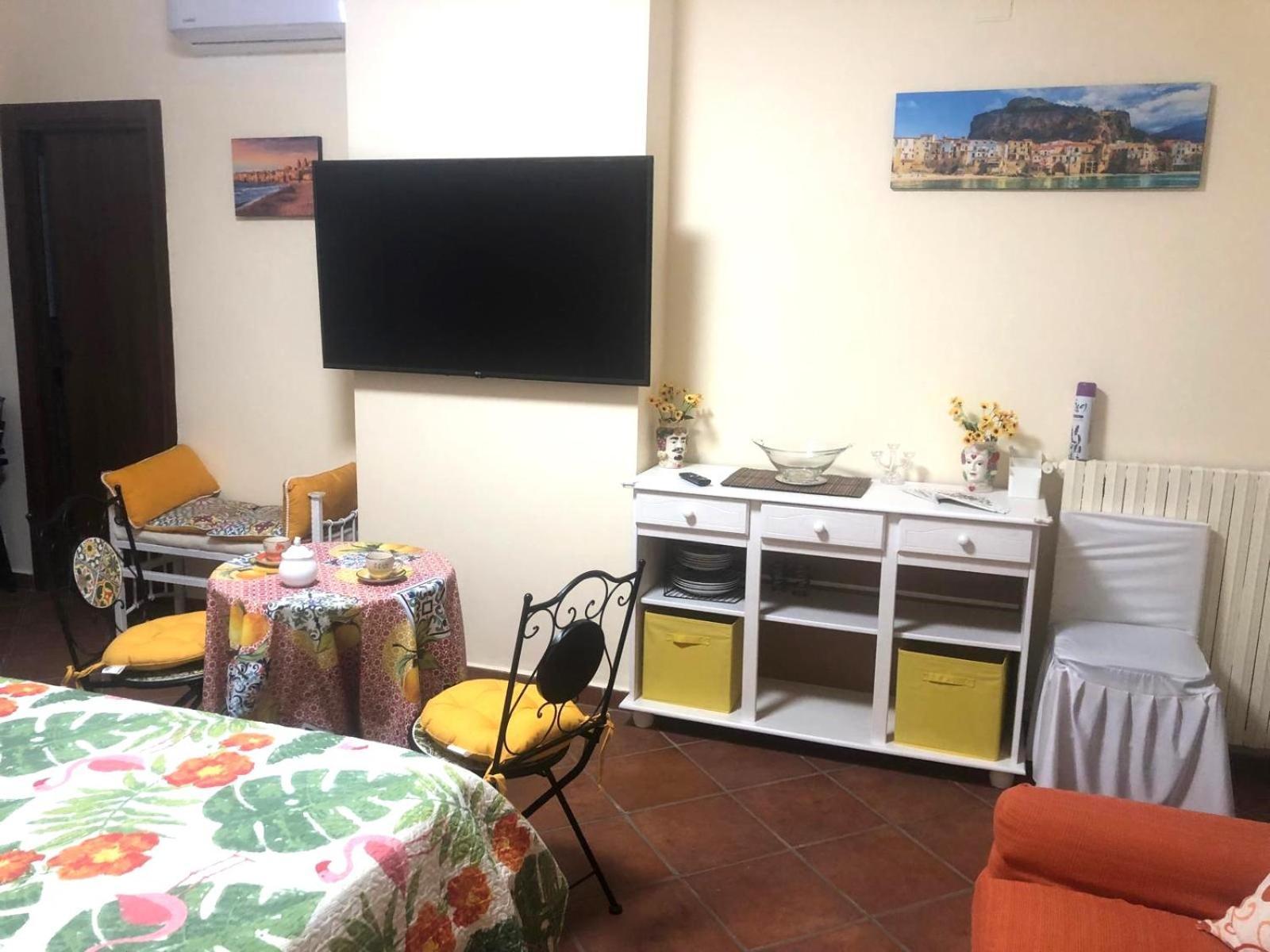 Mondello House Lemon Apartment ปาแลร์โม ภายนอก รูปภาพ